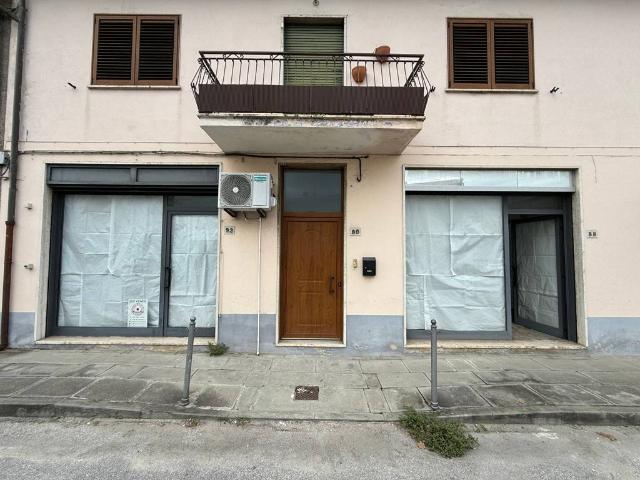 Locale Commerciale in vendita a Grocialetto, Tonfano