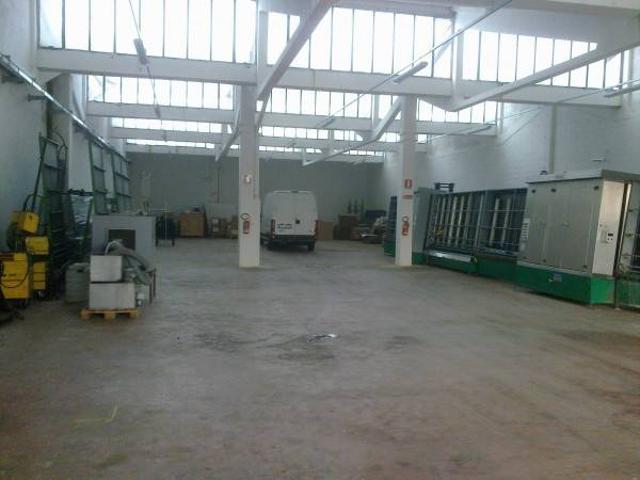Locale Commerciale in vendita a Sospiro, Lombardia