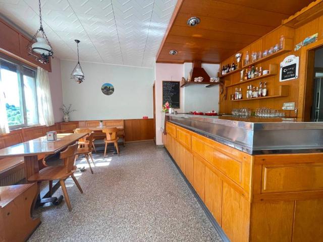 Locale Commerciale in vendita a Comunità Valsugana e Tesino, Pieve Tesino