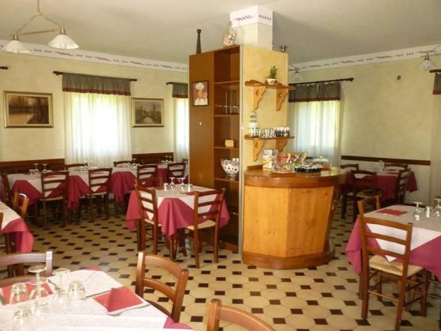 Locale Commerciale in vendita a Unione dei comuni del Frignano, Pievepelago