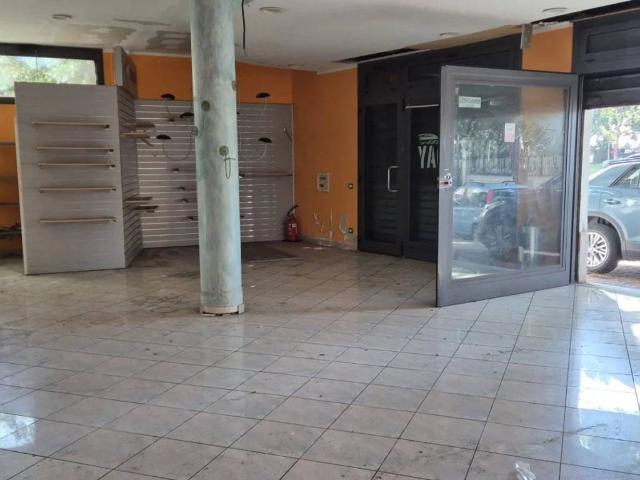 Locale Commerciale in vendita a Piombino, Toscana