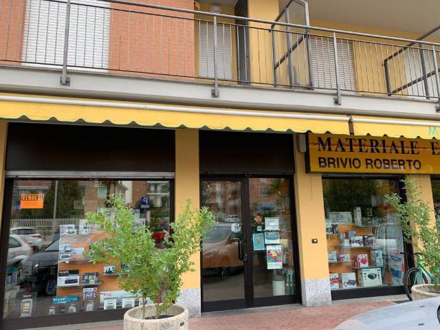 Locale Commerciale in vendita a Piemonte, Torino