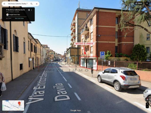 Locale Commerciale in vendita a Quartiere Sant'Anna, Piove Di Sacco