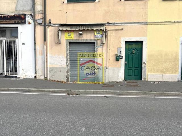 Locale Commerciale in vendita a Ospedaletto, Pisa