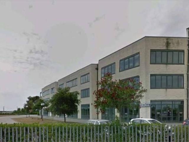 Locale Commerciale in vendita a Ospedaletto, Pisa