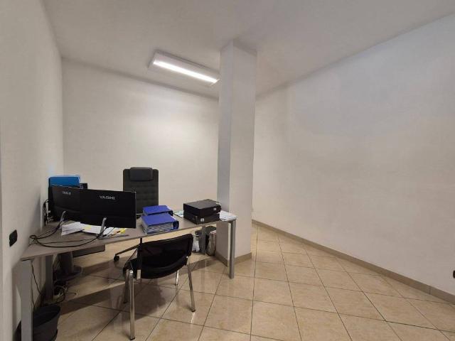 Locale Commerciale in vendita a San Pantaleo, Pistoia