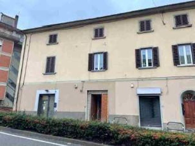 Locale Commerciale in vendita a Lo Sperone, Pistoia