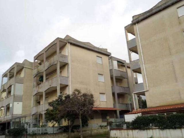 Locale Commerciale in vendita a Calabria, Vibo Valentia