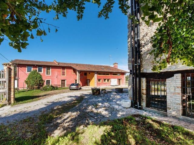 Locale Commerciale in vendita a Pocenia, Friuli-Venezia Giulia