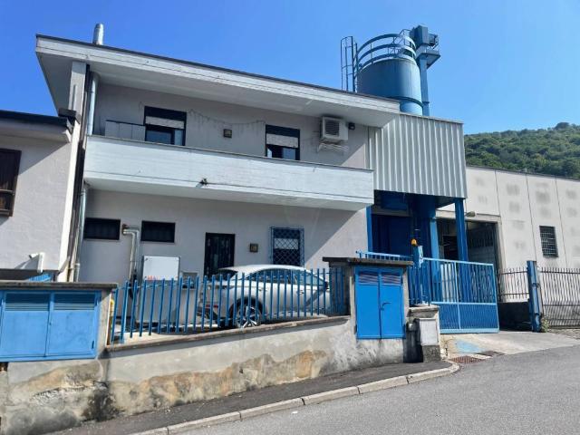 Locale Commerciale in vendita a Comunità montana della valle Trompia, Polaveno