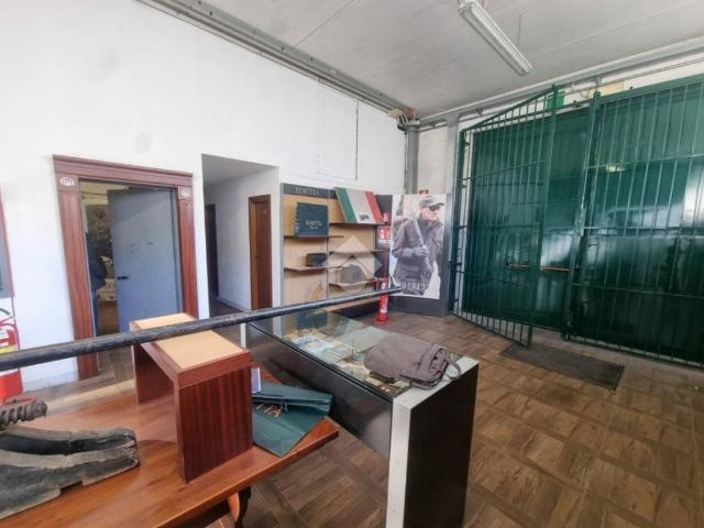 Locale Commerciale in vendita a Comunità montana della valle Trompia, Polaveno