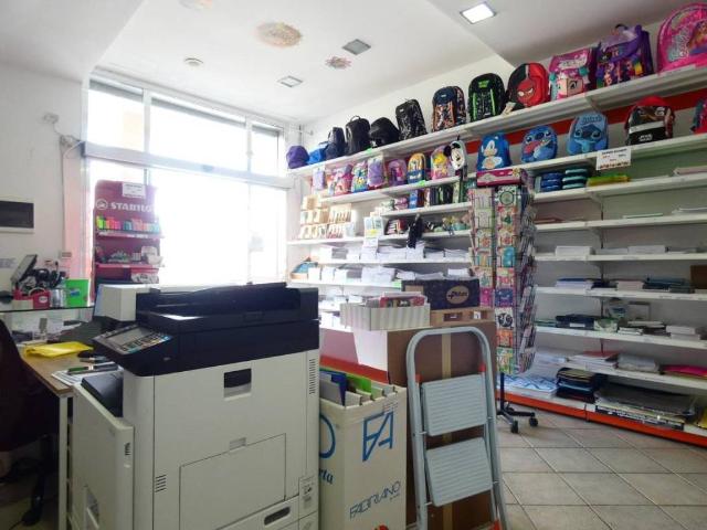 Locale Commerciale in vendita a Policoro, Basilicata