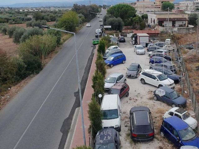 Locale Commerciale in vendita a Policoro, Basilicata