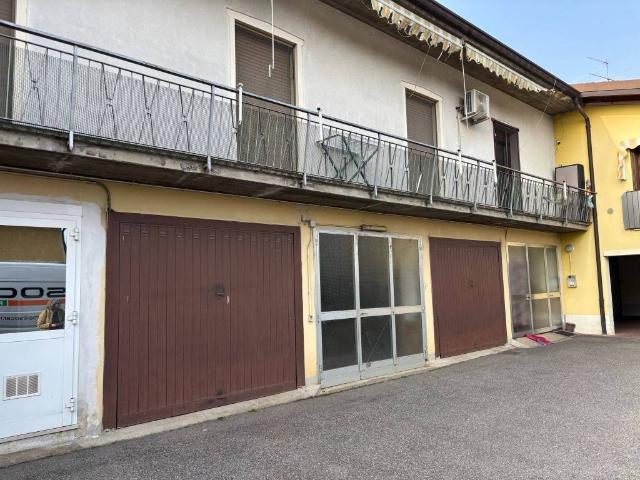 Locale Commerciale in vendita a Poncarale, Lombardia