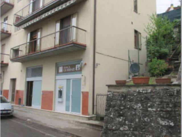 Locale Commerciale in vendita a Unione di Comuni Valdarno e Valdisieve, Pontassieve
