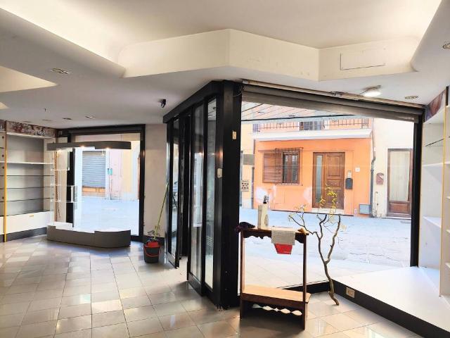 Locale Commerciale in vendita a Albinatico, Ponte Buggianese