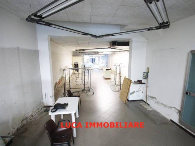 Locale Commerciale in vendita a Albinatico, Ponte Buggianese