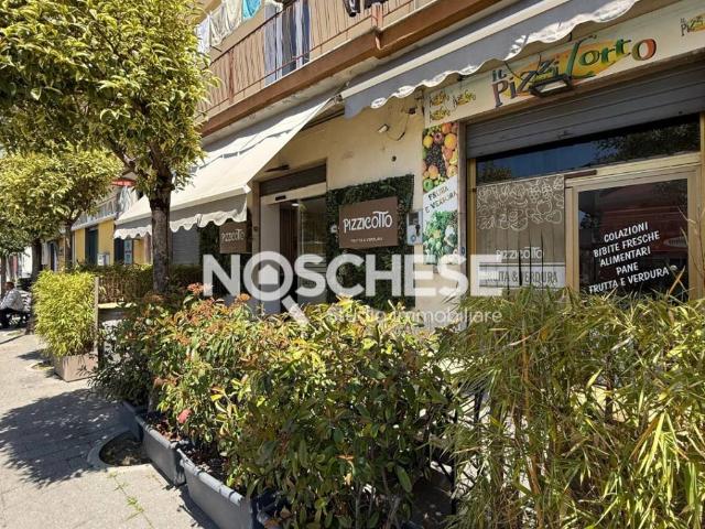 Locale Commerciale in vendita a Pontecagnano