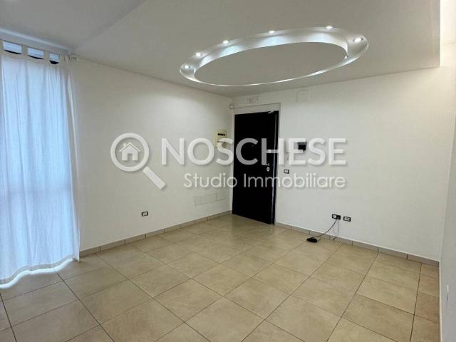 Locale Commerciale in vendita a Montecorvino Pugliano, Pontecagnano