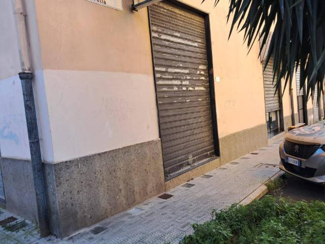 Locale Commerciale in vendita a Sant'Antonio a Picenza, Pontecagnano