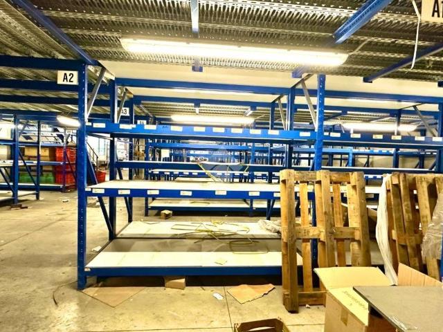 Locale Commerciale in vendita a Piemonte, Alessandria