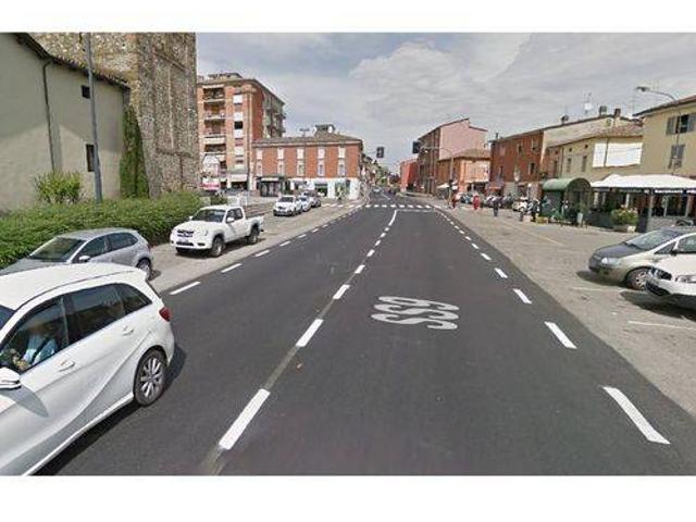 Locale Commerciale in vendita a Pontenure, Piacenza