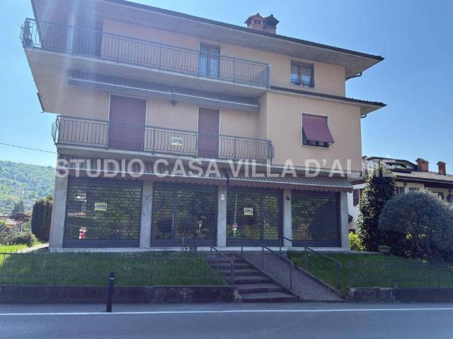 Locale Commerciale in vendita a Ponteranica, Lombardia