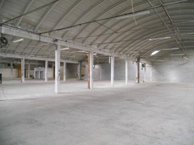 Locale Commerciale in vendita a Pontida, Lombardia