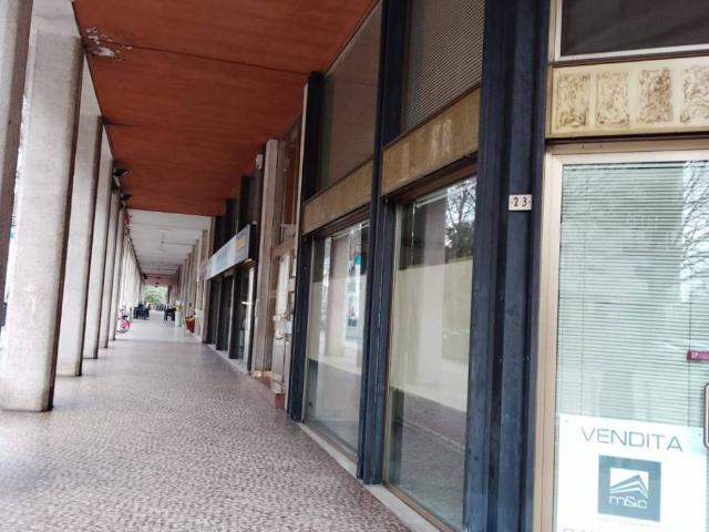 Locale Commerciale in vendita a San Giorgio, Pordenone