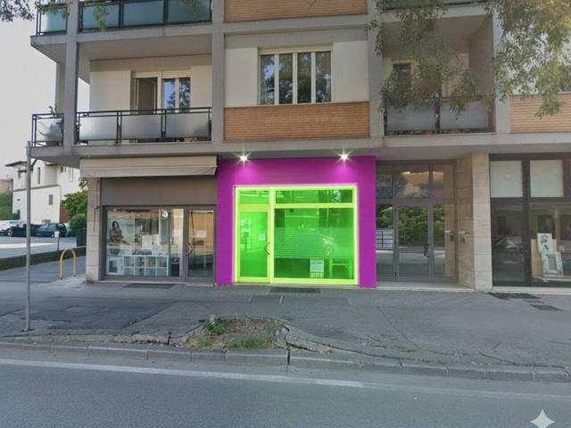 Locale Commerciale in vendita a Rorai Grande, Pordenone