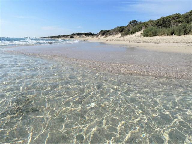 Locale Commerciale in vendita a Puglia, Lecce