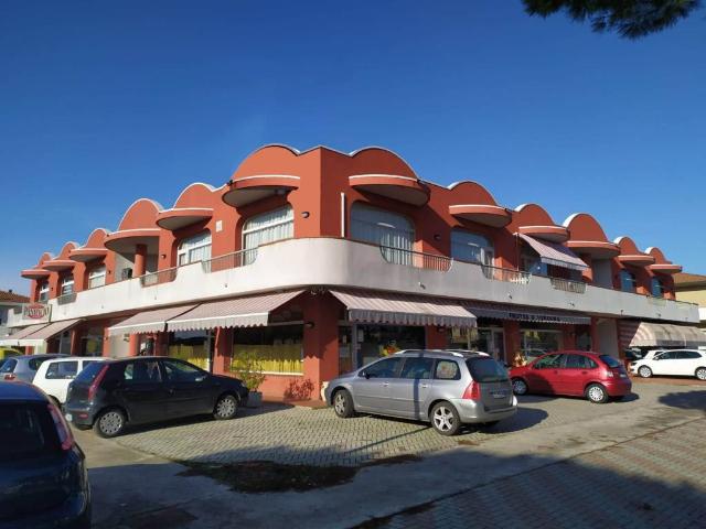 Locale Commerciale in vendita a Porto Tolle, Ca' Tiepolo