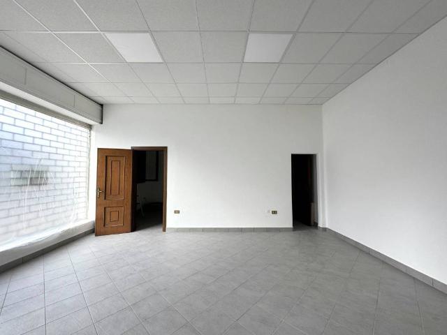 Locale Commerciale in vendita a Porto Viro, Veneto