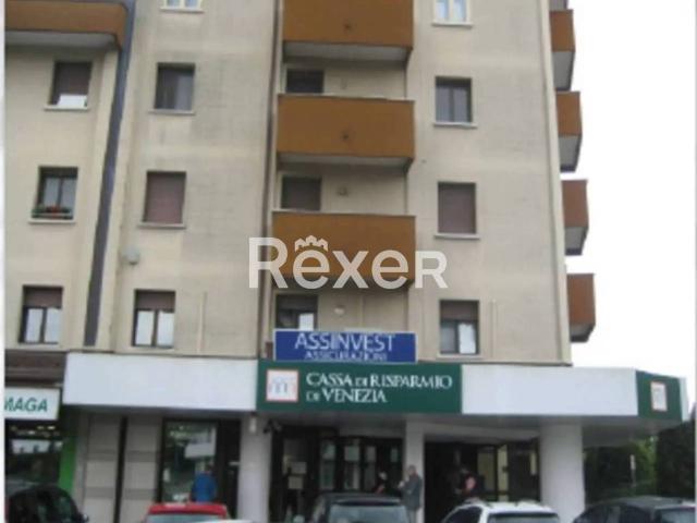 Locale Commerciale in vendita a Busatte, Portogruaro