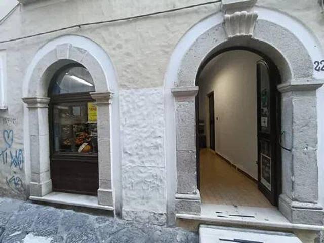 Locale Commerciale in vendita a Santa Maria, Potenza