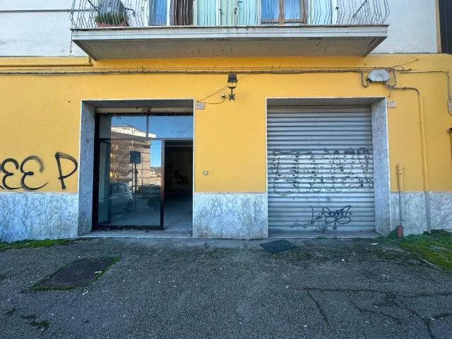 Locale Commerciale in vendita a Santa Maria, Potenza