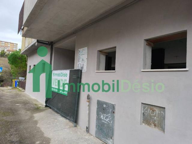 Locale Commerciale in vendita a Francioso, Potenza