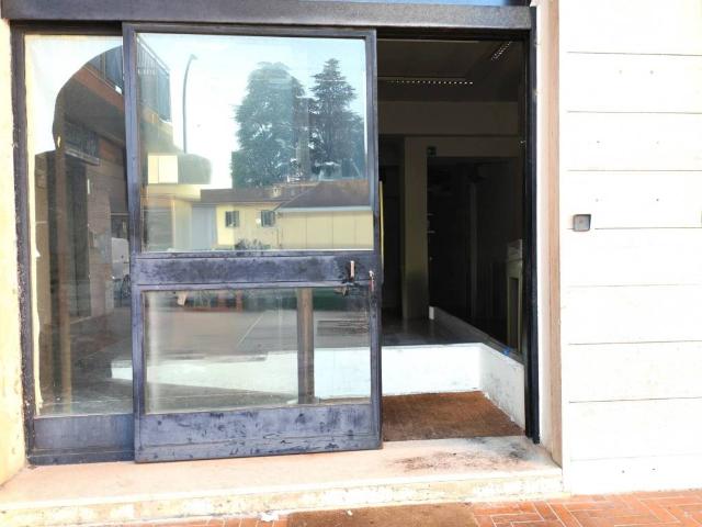 Locale Commerciale in vendita a Risorgimento, Potenza