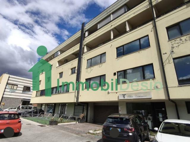 Locale Commerciale in vendita a Gallitello, Potenza