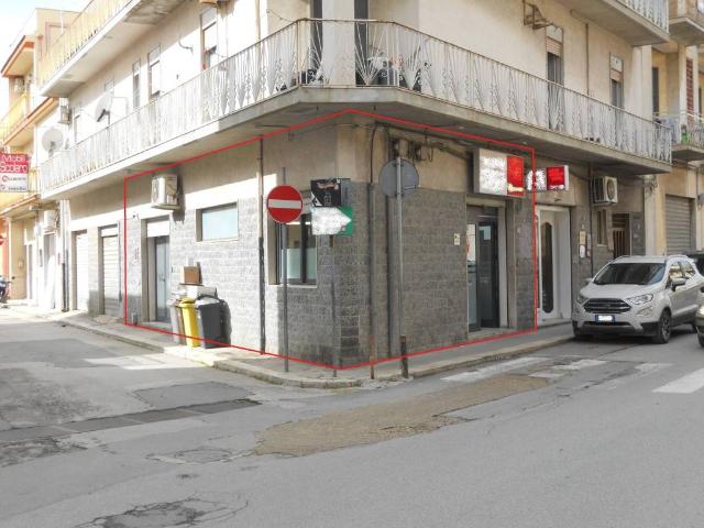 Locale Commerciale in vendita a Pozzallo, Sicilia