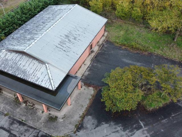Locale Commerciale in vendita a Piemonte, Alessandria