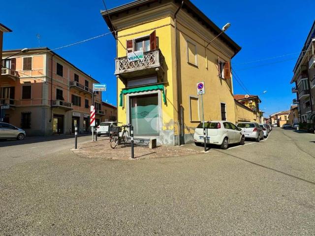 Locale Commerciale in vendita a Piemonte, Alessandria