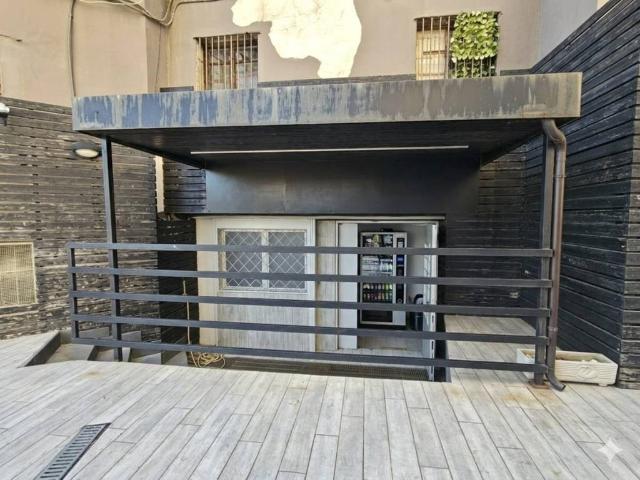 Locale Commerciale in vendita a Arco Felice, Pozzuoli