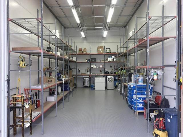 Locale Commerciale in vendita a San Paolo, Prato