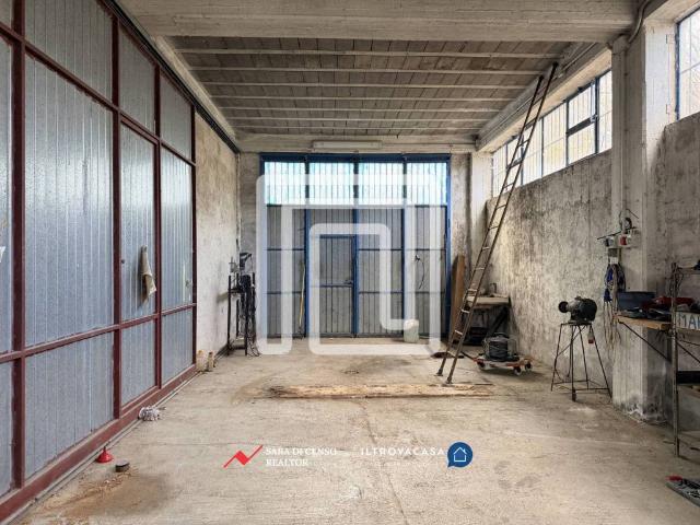 Locale Commerciale in vendita a Unione dei comuni Terre dei Peligni, Raiano