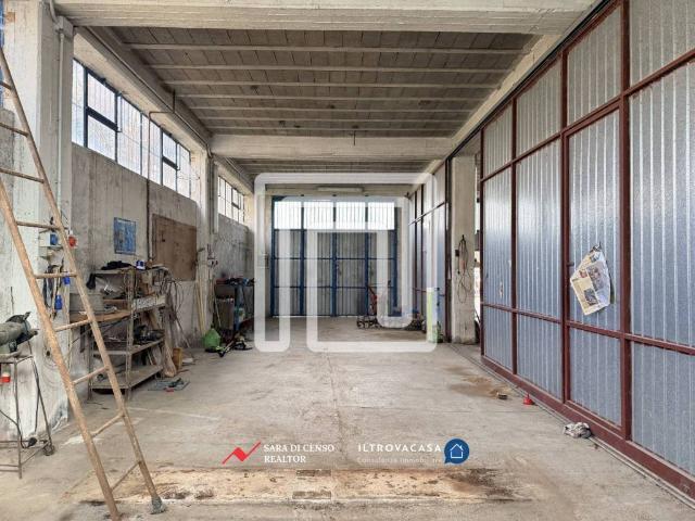 Locale Commerciale in vendita a Unione dei comuni Terre dei Peligni, Raiano