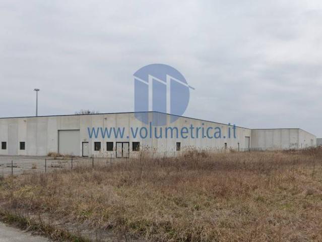 Locale Commerciale in vendita a Precenicco, Friuli-Venezia Giulia