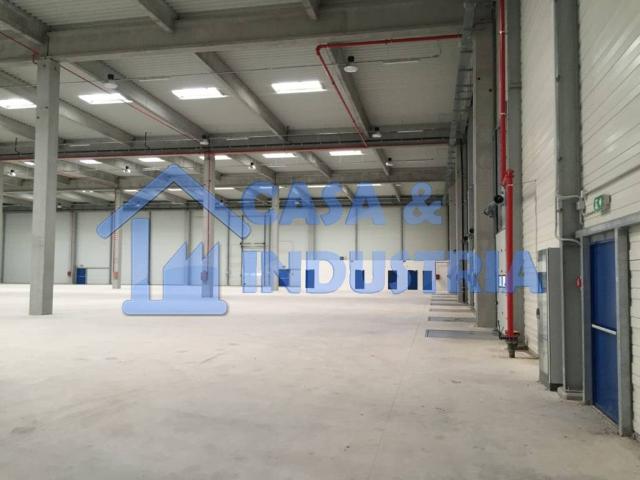 Locale Commerciale in vendita a Pregnana Milanese, Lombardia