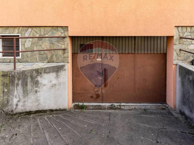 Locale Commerciale in vendita a Pregnana Milanese, Lombardia