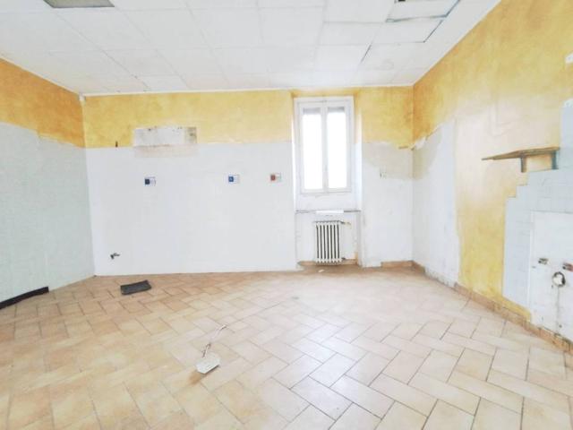 Locale Commerciale in vendita a Pregnana Milanese, Lombardia